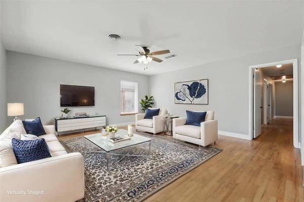 116 E Vilbig Street, Irving, TX 75060