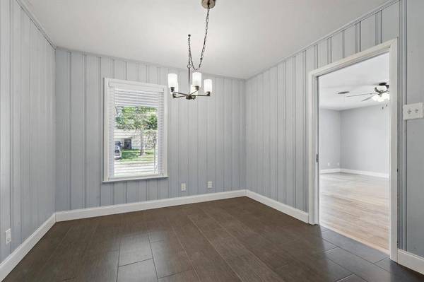 116 E Vilbig Street, Irving, TX 75060