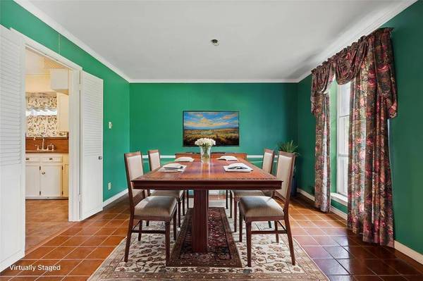 517 Brookshire Lane, Richardson, TX 75080