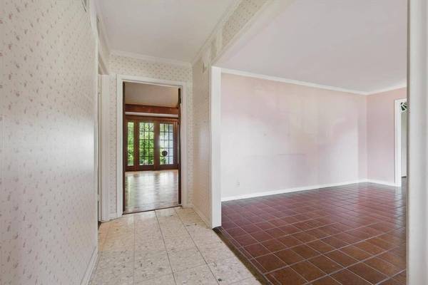 517 Brookshire Lane, Richardson, TX 75080