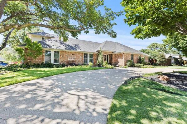 416 Greenridge Drive, Coppell, TX 75019