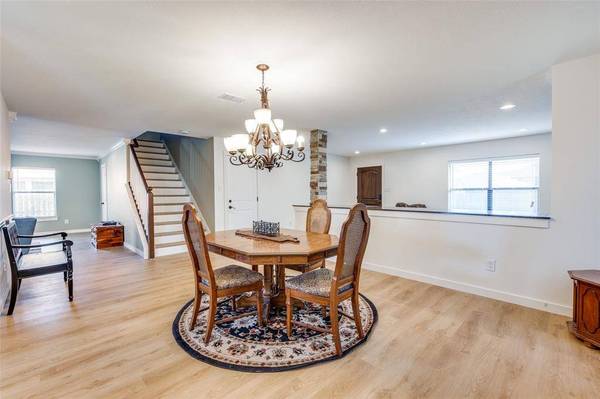 2811 Custer Drive, Corinth, TX 76210