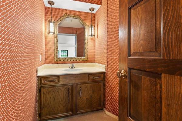 400 Balboa Court, Irving, TX 75062