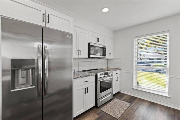 2711 N Surrey Drive, Carrollton, TX 75006