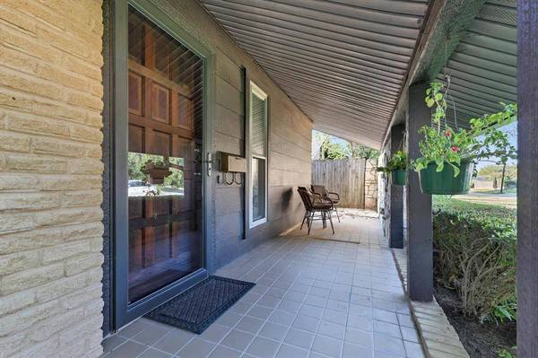 3618 Missoula Street, Irving, TX 75062