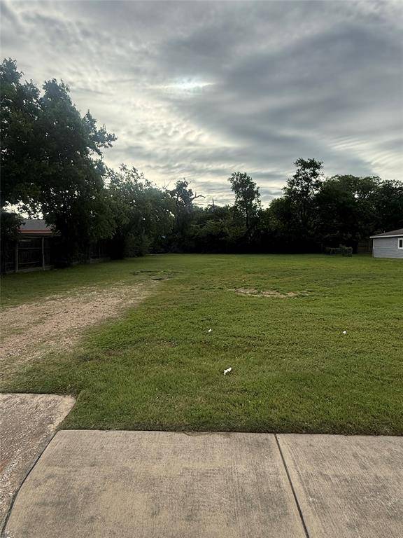 526 N Macarthur Boulevard, Irving, TX 75061