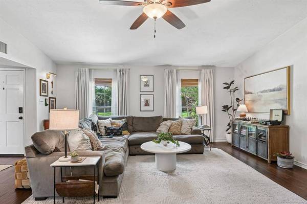 526 Shadowcrest Lane, Coppell, TX 75019