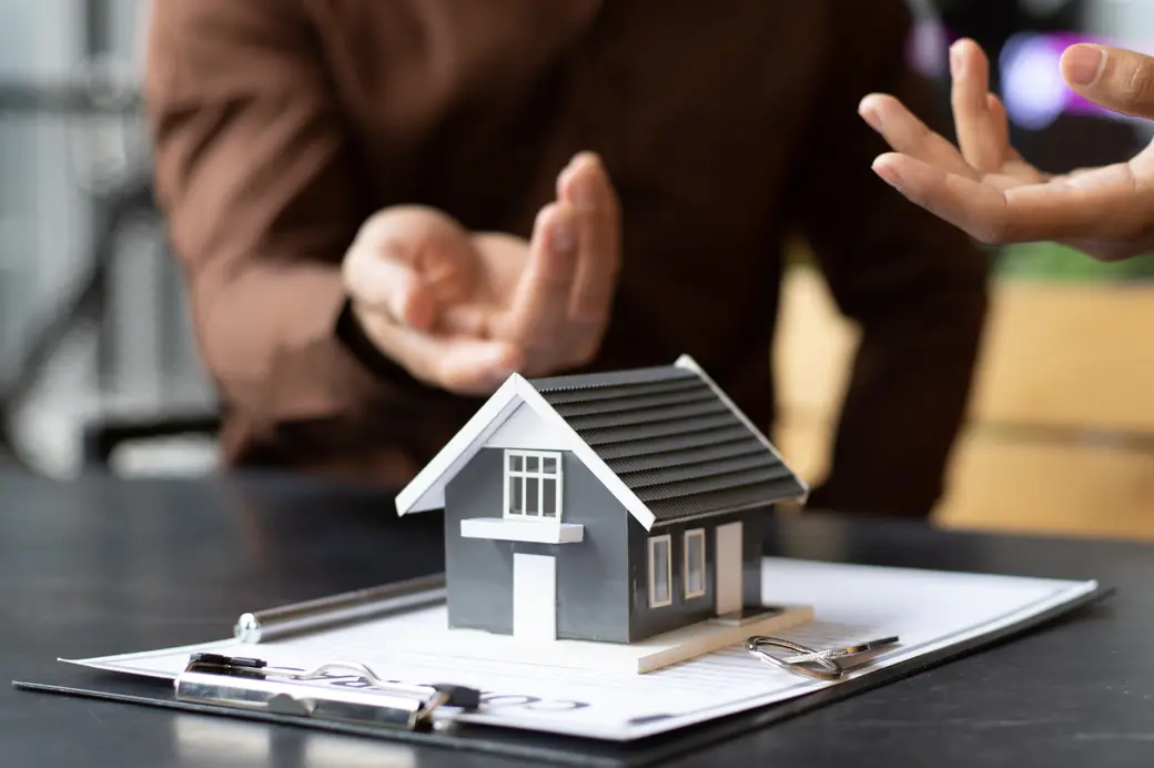 What Happens If My Home Doesn't Sell?