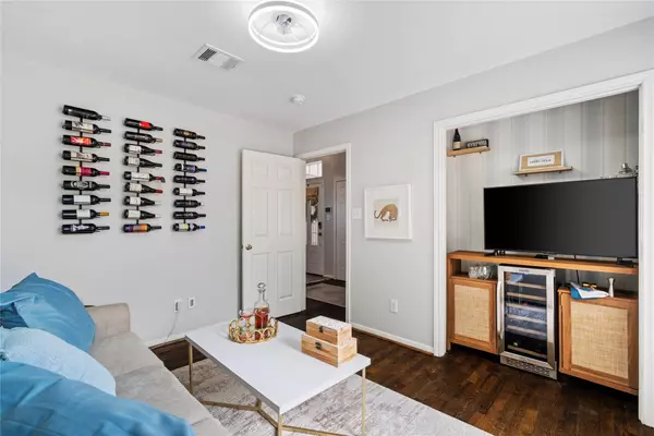 1910 Huldy ST #A, Houston, TX 77019