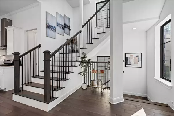 3319 Beverly Forest DR, Houston, TX 77057