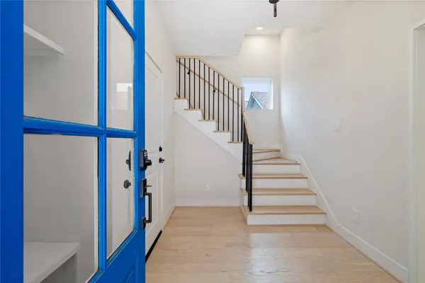 2206 Lou Ellen LN #B, Houston, TX 77018