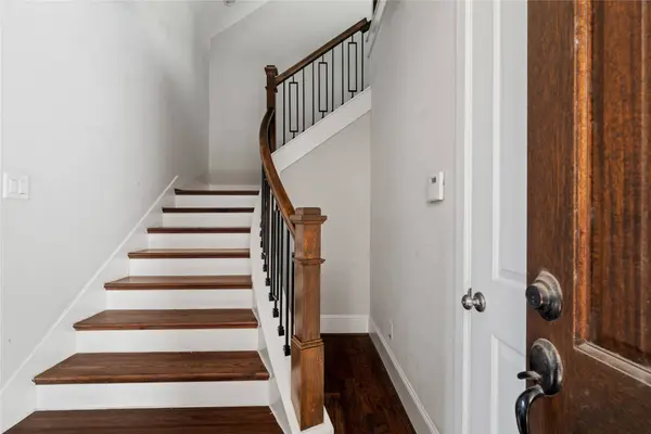 6759 Highclere Manor LN, Houston, TX 77055