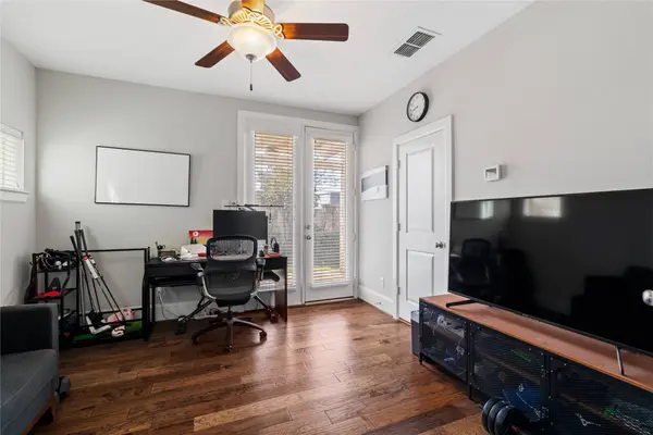 6759 Highclere Manor LN, Houston, TX 77055