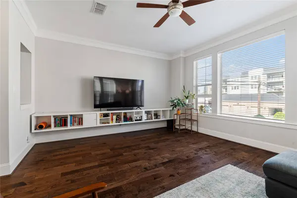 6759 Highclere Manor LN, Houston, TX 77055