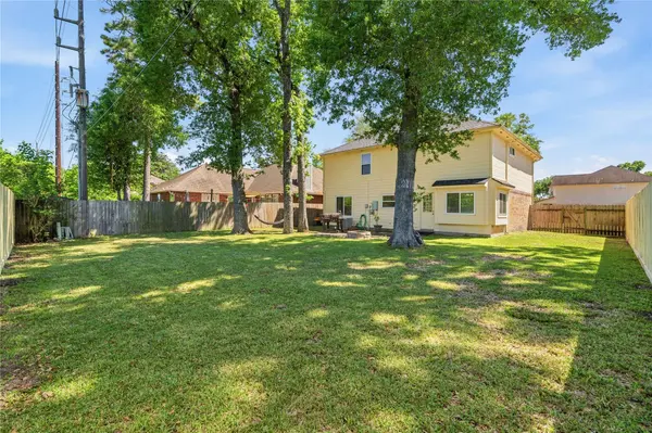 1502 Rushworth DR, Houston, TX 77014
