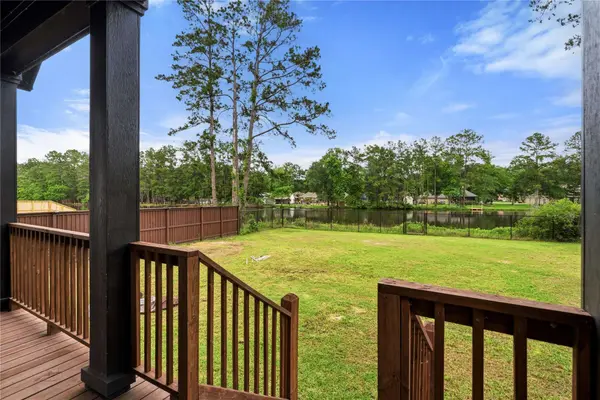1002 Four Fountains ST, New Caney, TX 77357