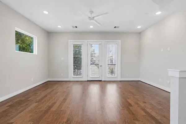 2102 Bello Amanecer LN, Houston, TX 77055