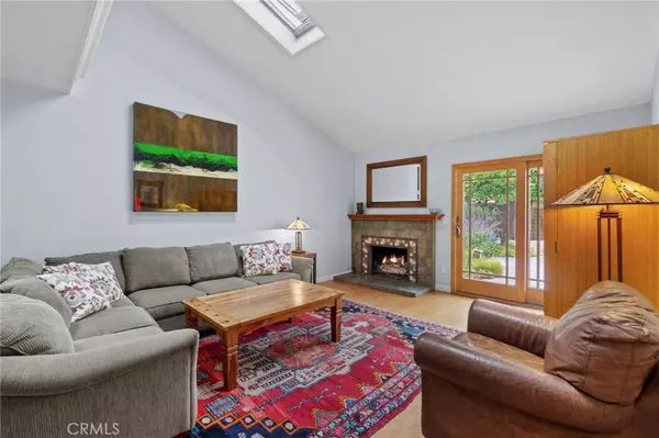 9911 Constitution DR, Huntington Beach, CA 92646