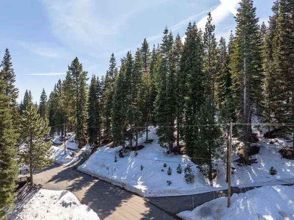 11554 Saint Bernard Drive, Truckee, CA 96161