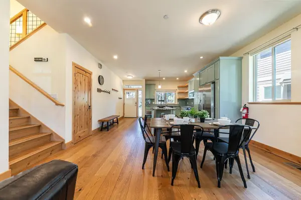11320 Wolverine Circle, Truckee, CA 96161