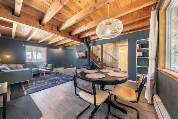 10185 Juniper Way, Soda Springs, CA 95728