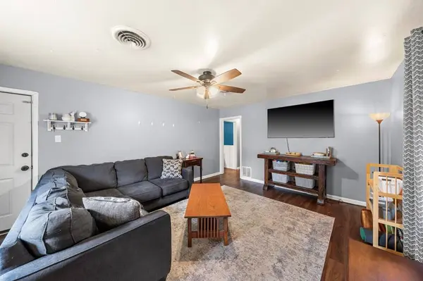 909 Ford St, Kerrville, TX 78028