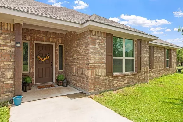 143 Michael Dr, Harper, TX 78631