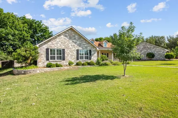 2166 Lightstone, Fredericksburg, TX 78624