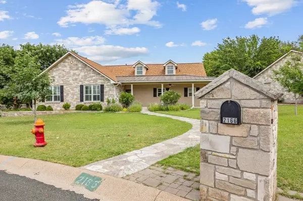 2166 Lightstone, Fredericksburg, TX 78624