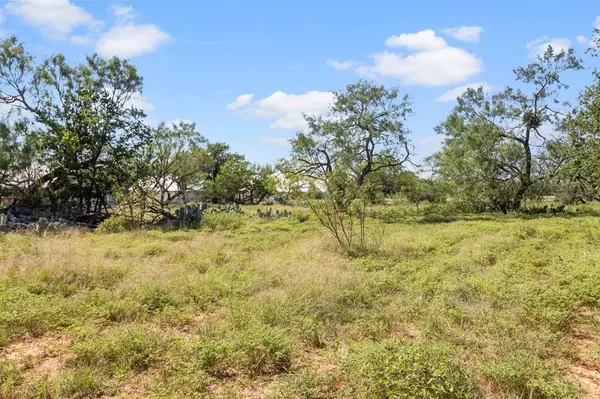 604 Cherry St., Fredericksburg, TX 78624