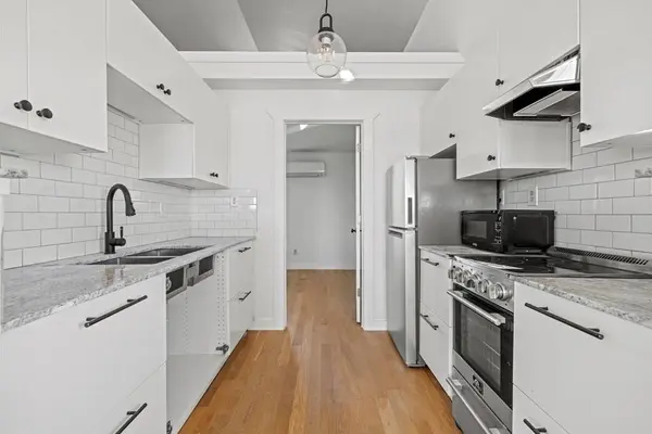 566 Rocky Rd, Hye, TX 78635