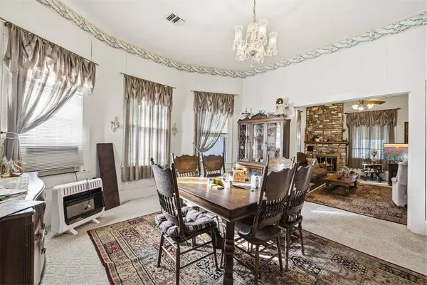 1028 Jefferson St, Kerrville, TX 78028