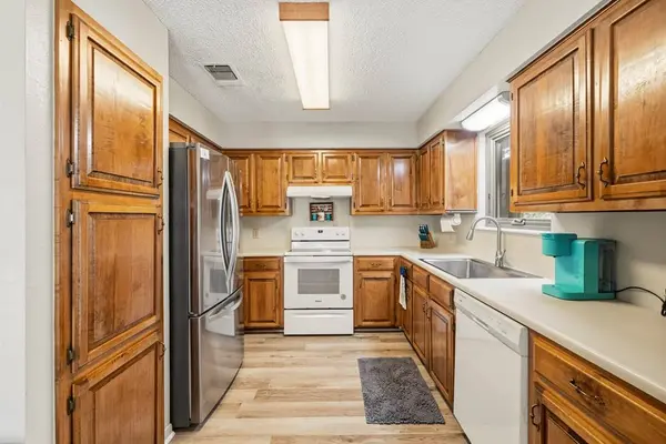 1445 Gloucester Point, Kerrville, TX 78028