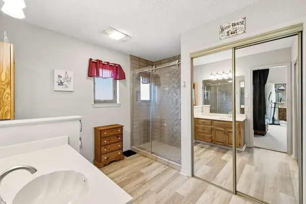 1445 Gloucester Pt, Kerrville, TX 78028