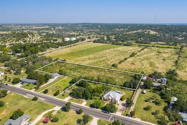 328 Morning Glory Dr, Fredericksburg, TX 78624