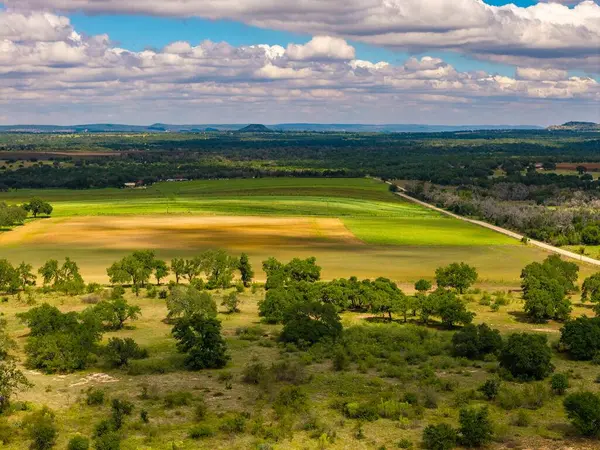 3145 Grape Creek Rd, Fredericksburg, TX 78624