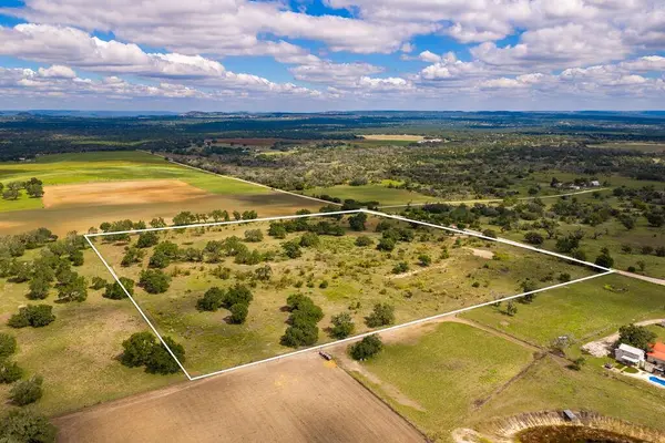 3145 Grape Creek Rd, Fredericksburg, TX 78624