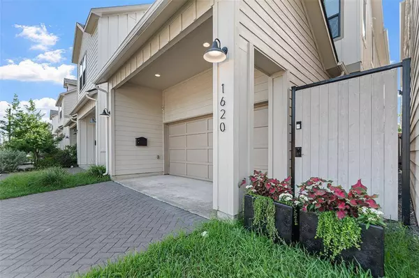 1620 Northwood ST, Houston, TX 77009