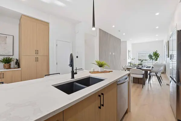 200 Belvedere BLVD SE #601, Calgary, AB T1X 0L5