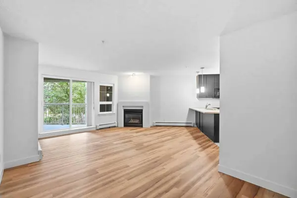 35 Richard CT SW #235, Calgary, AB T3E 7N9