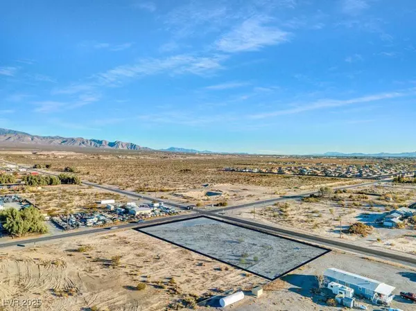 30 W Mesquite AVE, Pahrump, NV 89060