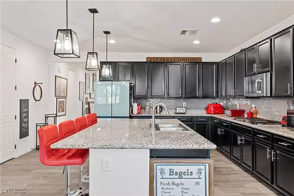 1602 Morning Bell AVE, North Las Vegas, NV 89081