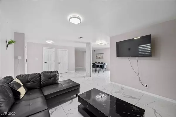 3001 Carruth ST, Las Vegas, NV 89121