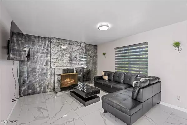 3001 Carruth ST, Las Vegas, NV 89121