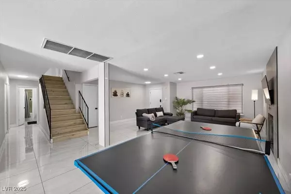 3618 Redwood ST, Las Vegas, NV 89103