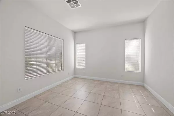 1724 Flores LN, Henderson, NV 89012