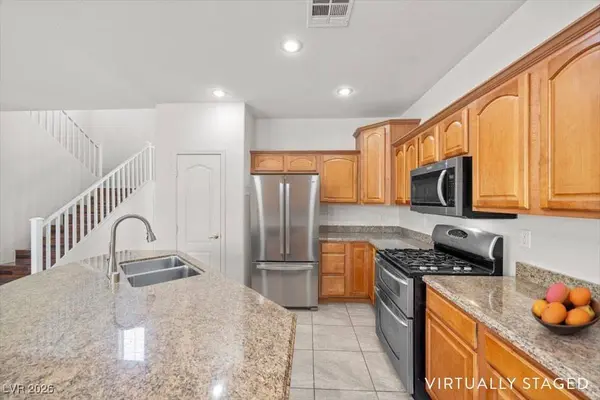 1724 Flores LN, Henderson, NV 89012