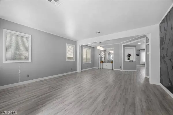 4104 Cathedral Falls AVE, North Las Vegas, NV 89085