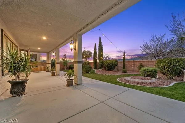 4104 Cathedral Falls AVE, North Las Vegas, NV 89085