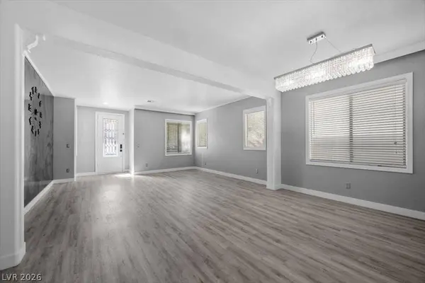 4104 Cathedral Falls AVE, North Las Vegas, NV 89085